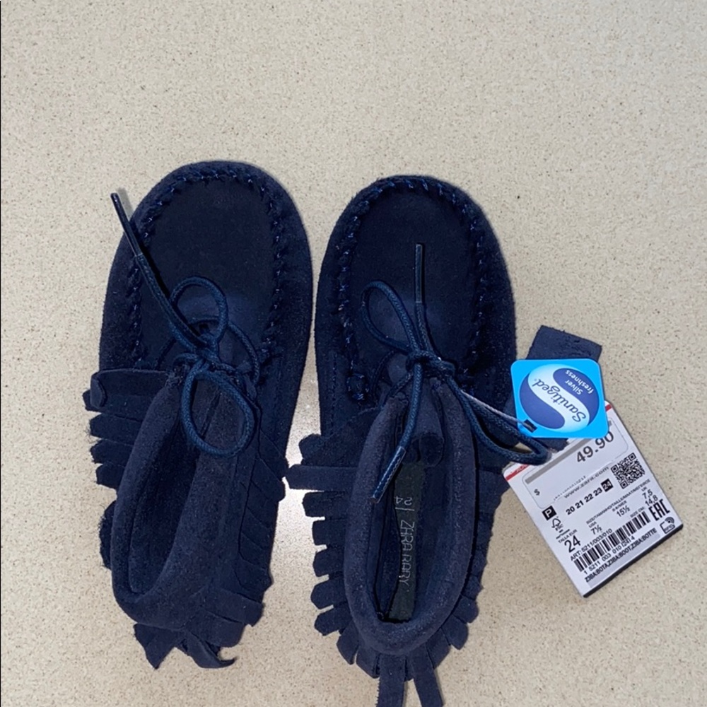 Brand new Zara baby boy navy moccasins size 7 1/2